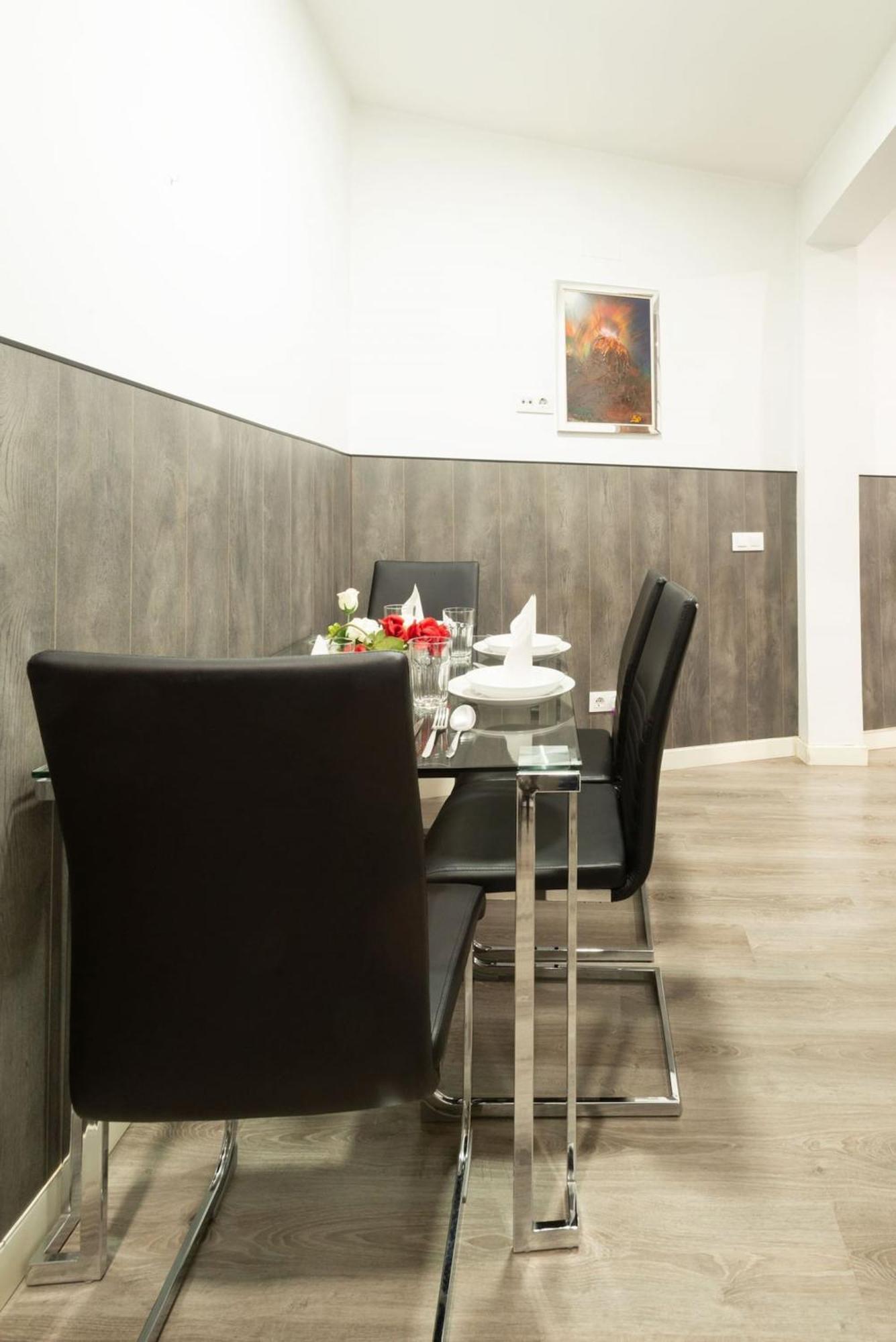 Apartamentos Day Madrid Plaza De Espana Centro Gran Via Sol Malasana Ngoại thất bức ảnh