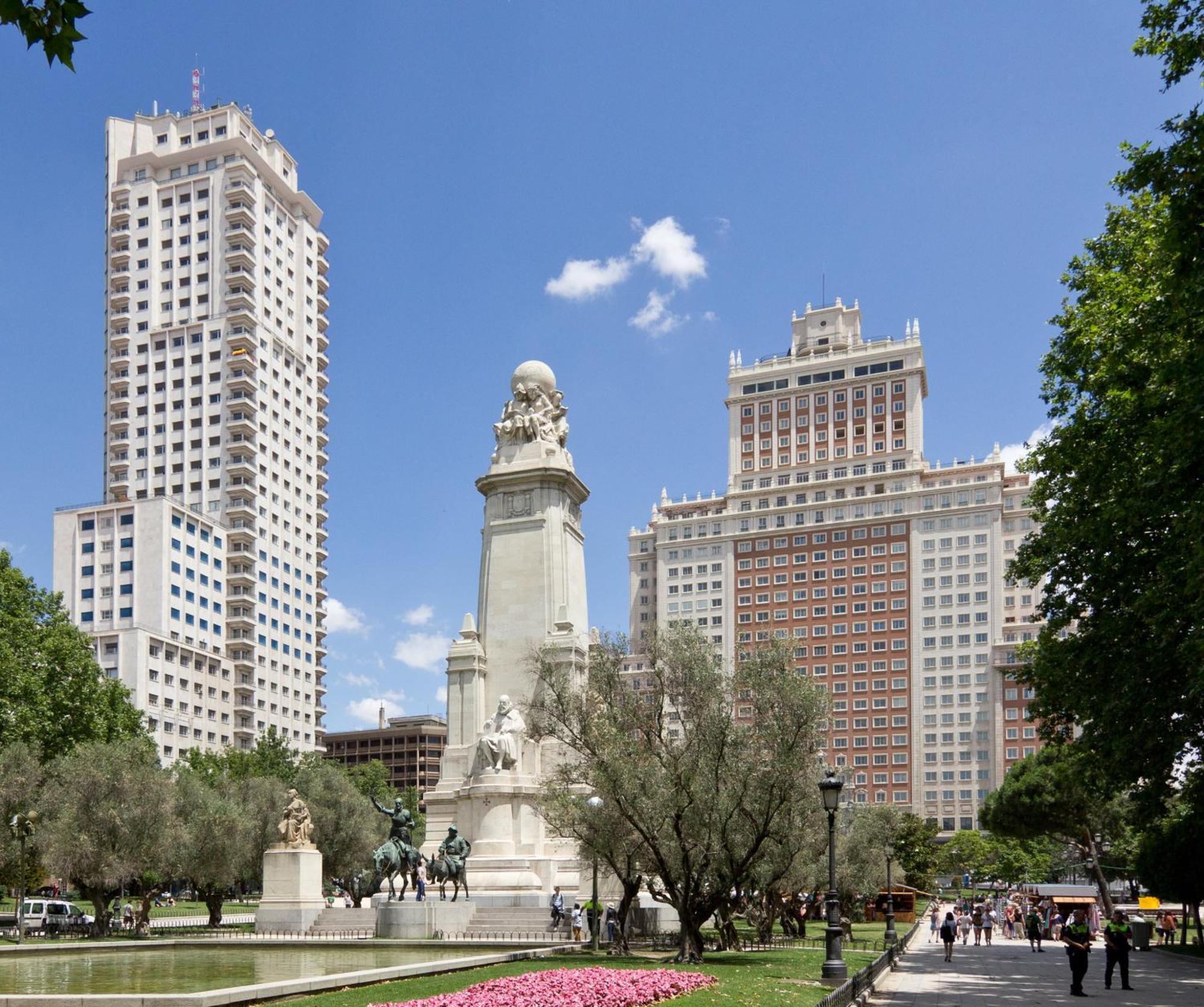 Apartamentos Day Madrid Plaza De Espana Centro Gran Via Sol Malasana Ngoại thất bức ảnh