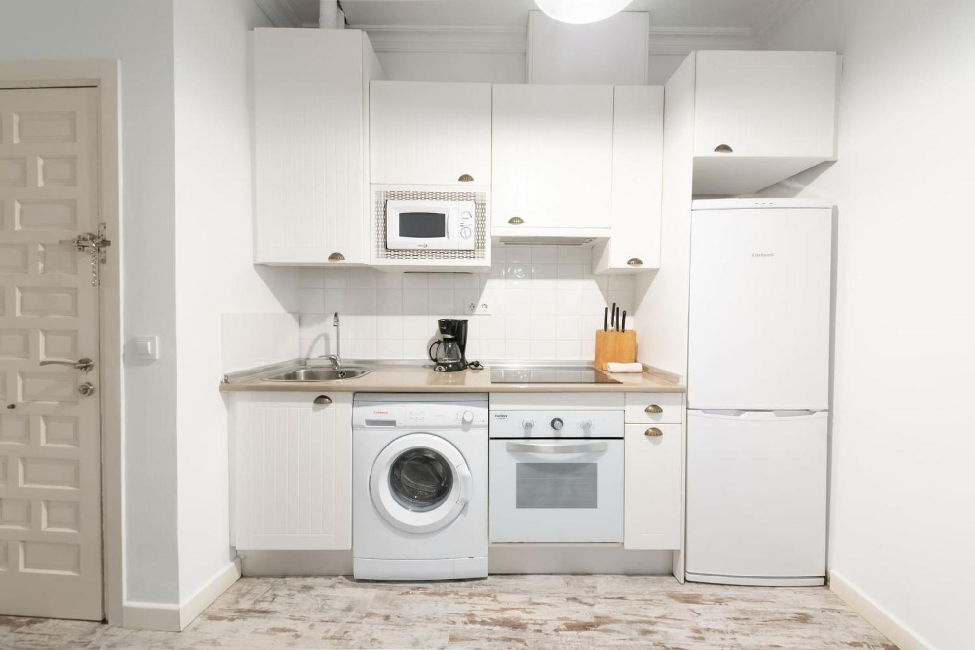 Apartamentos Day Madrid Plaza De Espana Centro Gran Via Sol Malasana Ngoại thất bức ảnh