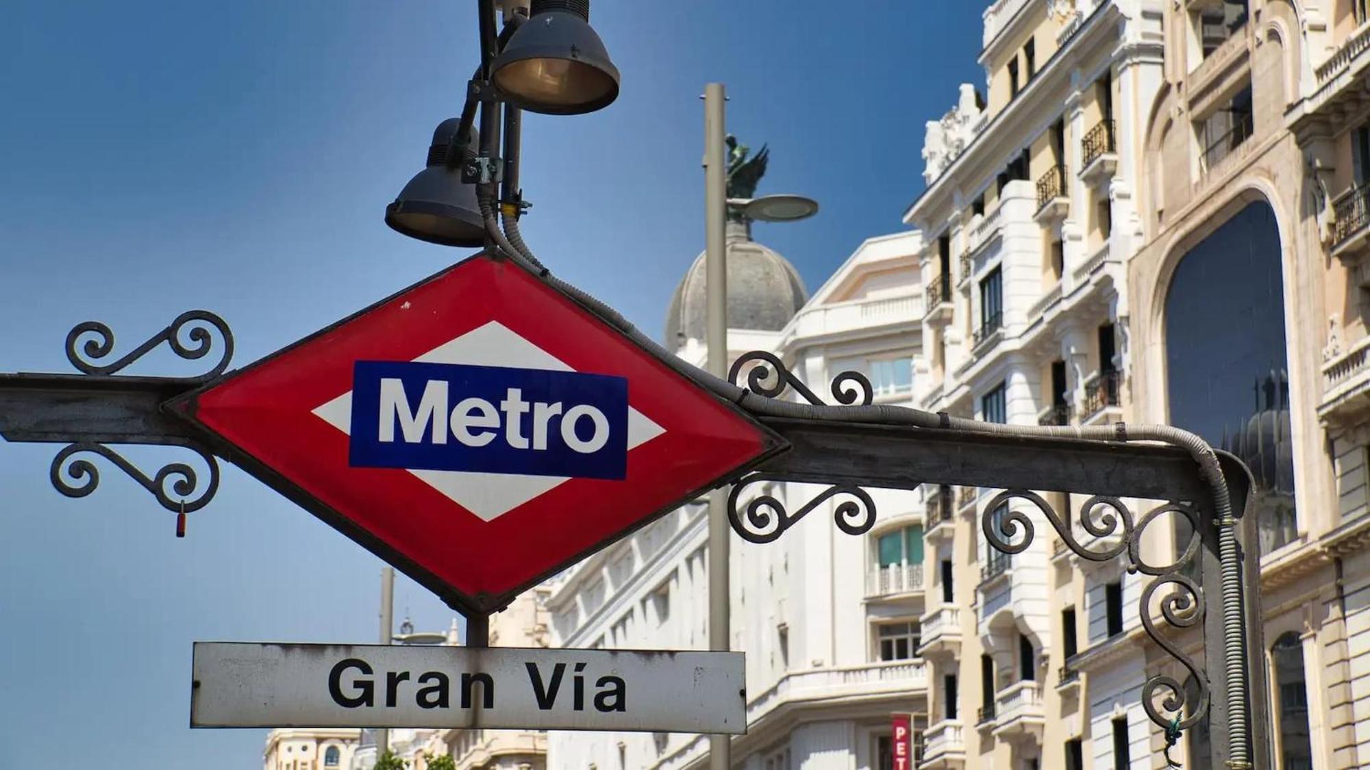 Apartamentos Day Madrid Plaza De Espana Centro Gran Via Sol Malasana Ngoại thất bức ảnh