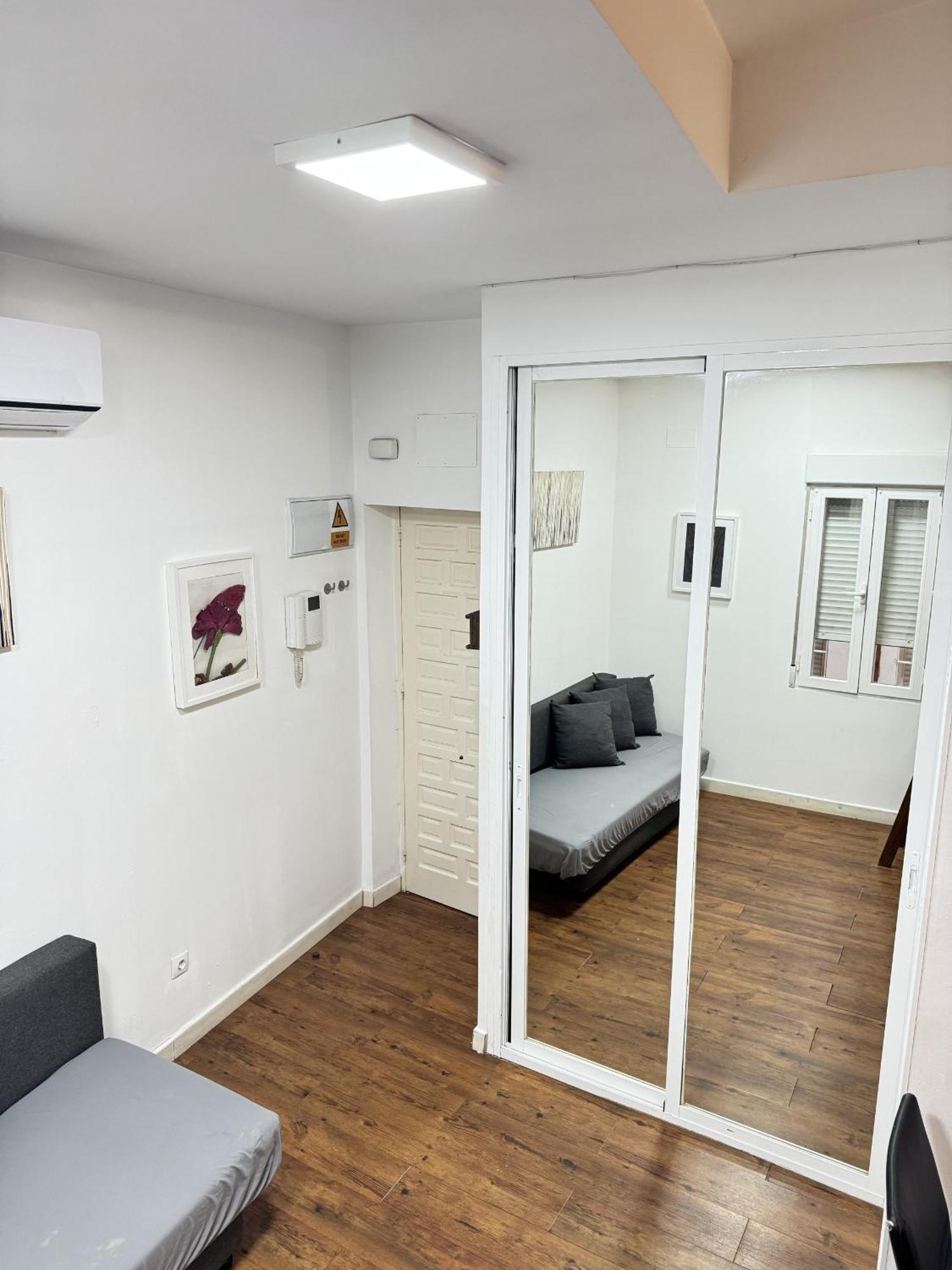 Apartamentos Day Madrid Plaza De Espana Centro Gran Via Sol Malasana Ngoại thất bức ảnh